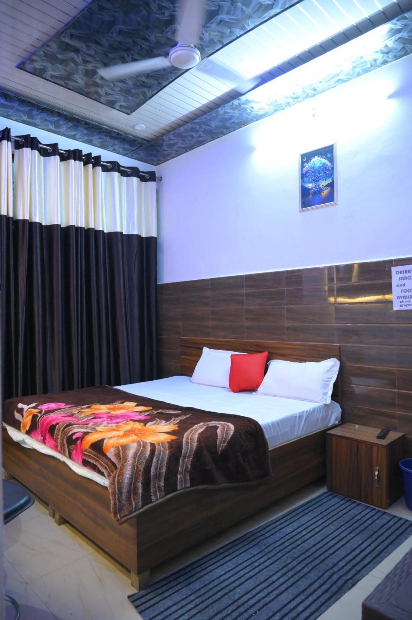 Hotel Starlight Meerut Dış mekan fotoğraf
